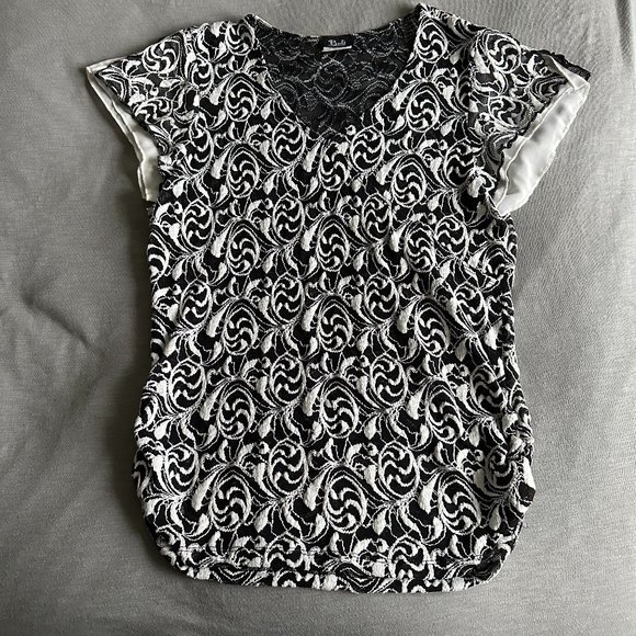 Bali Black and White Textured Short Sleeve Top - Picture 1 of 6